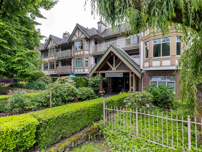 412 - 2059 Chesterfield Avenue, North Vancouver BC V7M 2P4