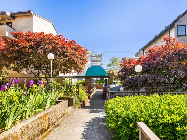 112-1363 Clyde Avenue, West Vancouver, BC, V7T 2W9 - 20