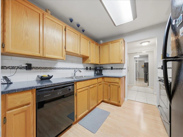 203-22275 123 Avenue, Maple Ridge, BC, V2X 4E1 - 10