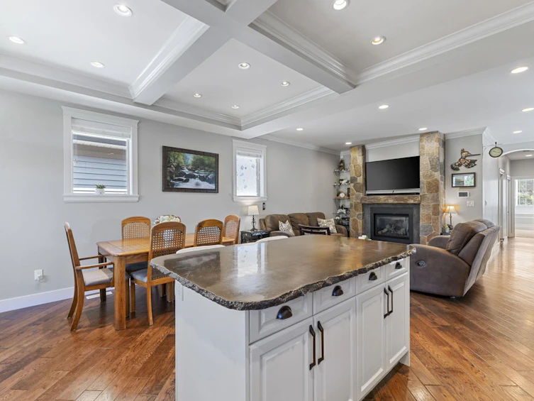 9603 St. David Street, Chilliwack, BC, V2P 5B5 - 7