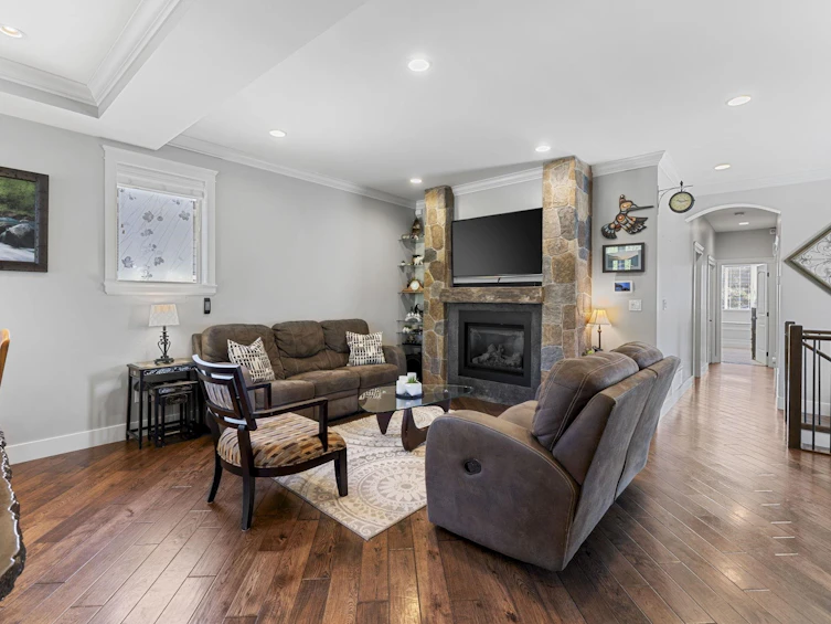 9603 St. David Street, Chilliwack, BC, V2P 5B5 - 2