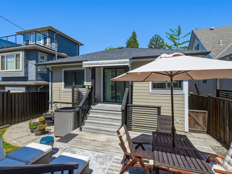 2614 Parker Street, Vancouver, BC, V5K 2T4 - 30