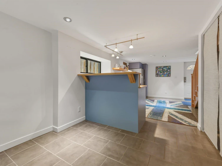 2614 Parker Street, Vancouver, BC, V5K 2T4 - 19