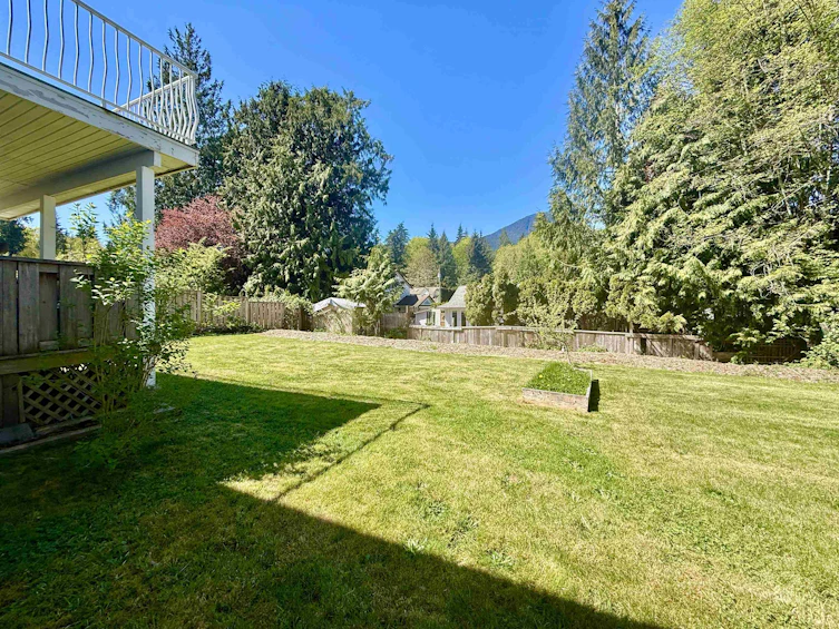 1705 Ymca Road, Gibsons, BC, V0N 1V6 - 26