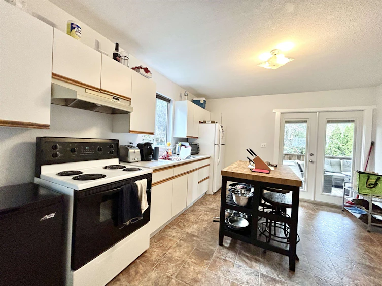 1705 Ymca Road, Gibsons, BC, V0N 1V6 - 22