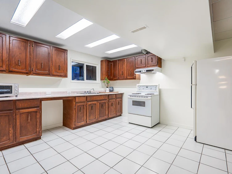 26680 33 Avenue, Langley, BC, V4W 3G2 - 22