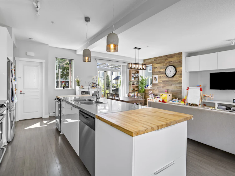 8-8138 204 Street, Langley, BC, V2Y 0T4 - 8