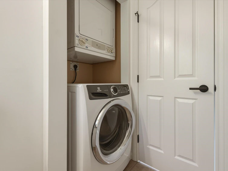 1073 E Pender Street, Vancouver, BC, V6A 4H9 - 29