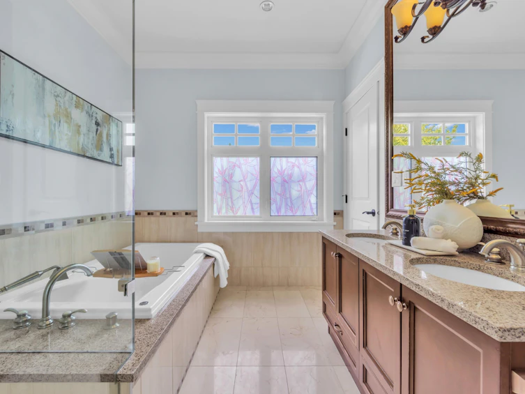 1675 W 59th Avenue, Vancouver, BC, V6P 1Z3 - 23