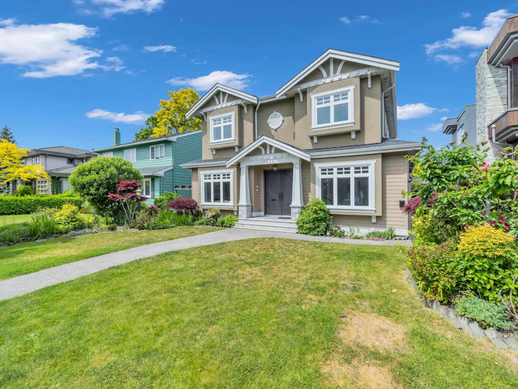 1675 W 59th Avenue, Vancouver, BC, V6P 1Z3 - 2