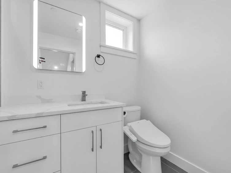 1675 W 59th Avenue, Vancouver, BC, V6P 1Z3 - 35