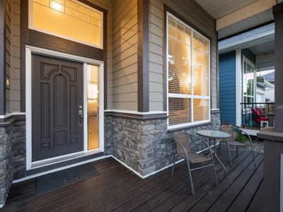 10123 242 Street - 5