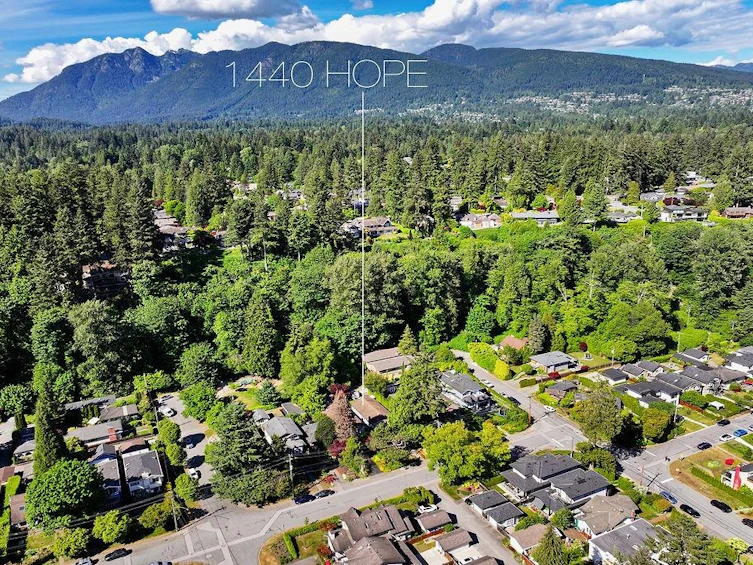 1440 Hope Road, North Vancouver, BC, V7P 1W8 - 28