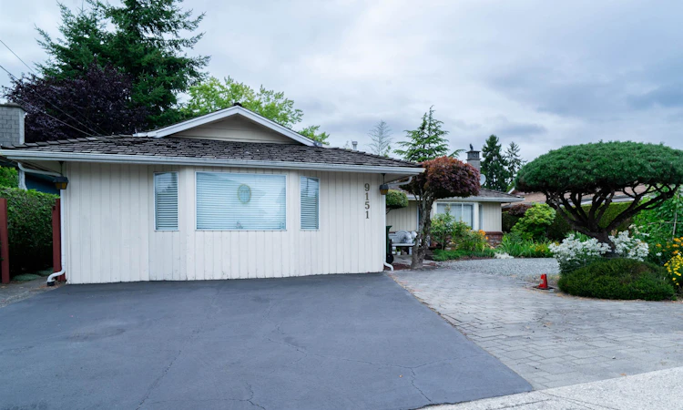 9151 No. 4 Road