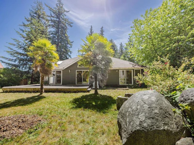 8094 Alderwood Road - 2