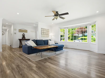 34246 Jasper Avenue - 5