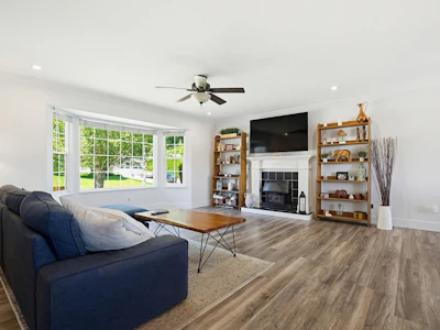 34246 Jasper Avenue - 4