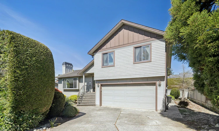 5215 Bentley Place