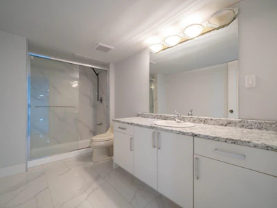 2644 140 Street - 5