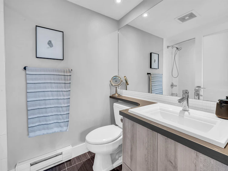 74-728 W 14th Street, North Vancouver, BC, V7M 0A8 - 13