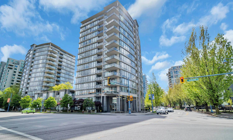 1509-7360 Elmbridge Way