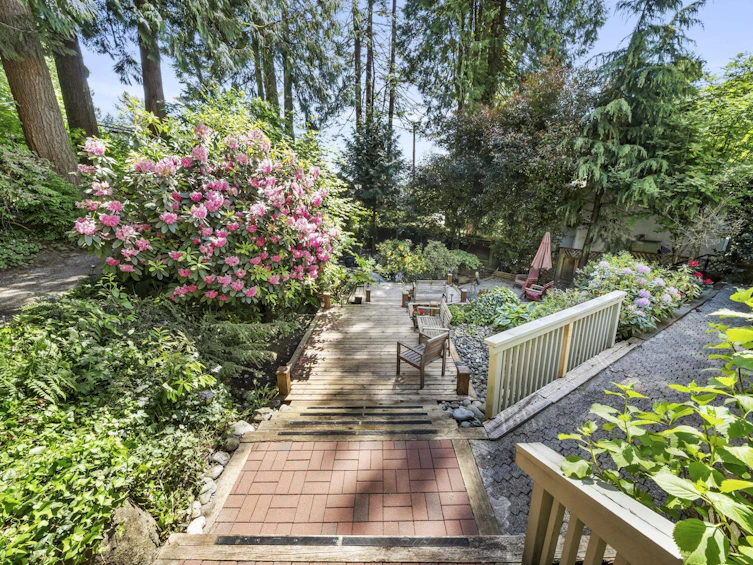 230 W 22nd Street, North Vancouver, BC, V7M 2A1 - 23