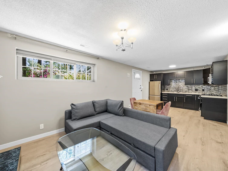 230 W 22nd Street, North Vancouver, BC, V7M 2A1 - 24