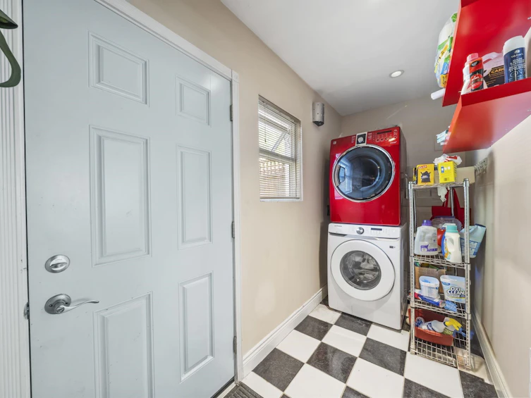 230 W 22nd Street, North Vancouver, BC, V7M 2A1 - 31
