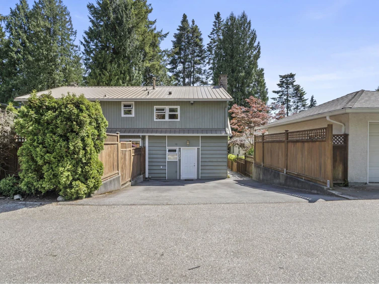 230 W 22nd Street, North Vancouver, BC, V7M 2A1 - 32