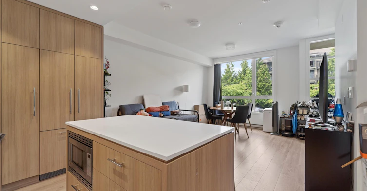 6085 Irmin Street, Burnaby, BC, V5J 5C5 - 3
