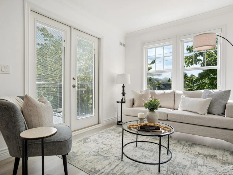 305-962 W 16th Avenue, Vancouver, BC, V5Z 1T2 - 2