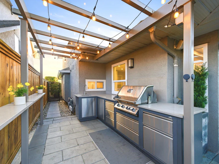 308 E 6th Street, North Vancouver, BC, V7L 1P6 - 38