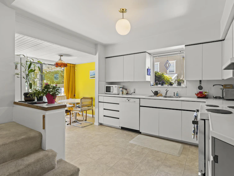 1986 W 35th Avenue, Vancouver, BC, V6M 1H7 - 17