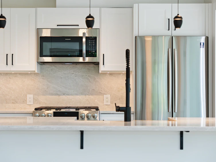 305-1328 W Pender Street, Vancouver, BC, V6E 4T1 - 4