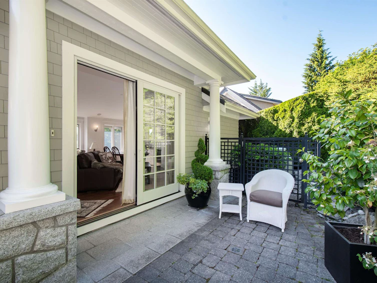 8 Ocean Point Drive, West Vancouver, BC, V7W 3G7 - 25