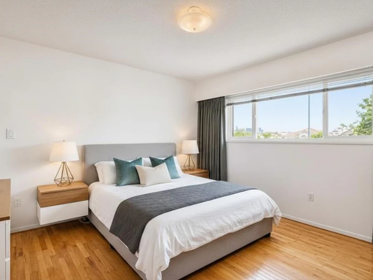 3449 Rupert Street, Vancouver, BC, V5M 3V8 - 4