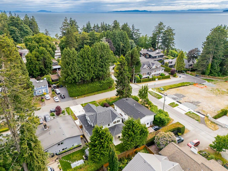 12641 15 Avenue, Surrey, BC, V4A 1K2 - 32