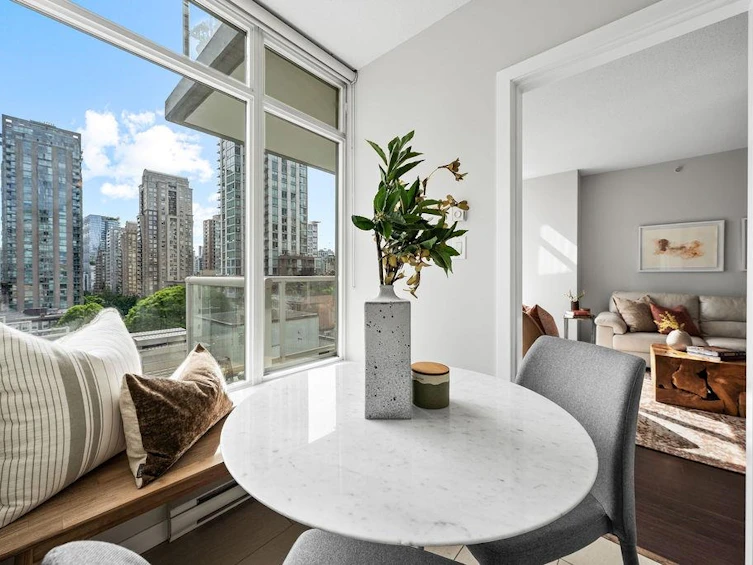 607-480 Robson Street, Vancouver, BC, V6B 1S1 - 11