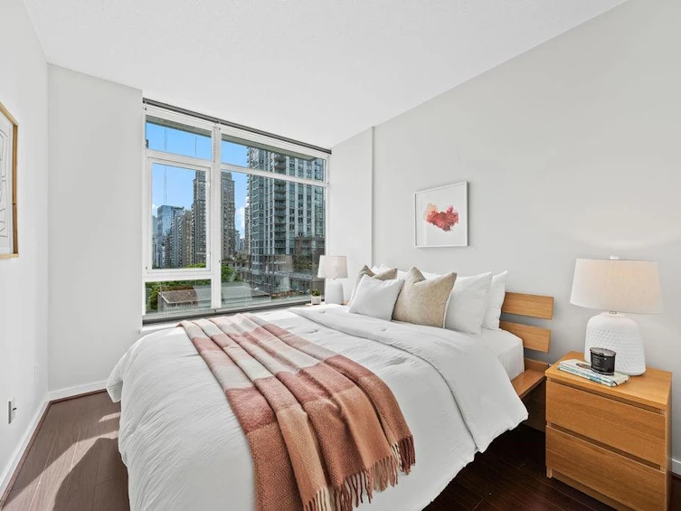 607-480 Robson Street, Vancouver, BC, V6B 1S1 - 24