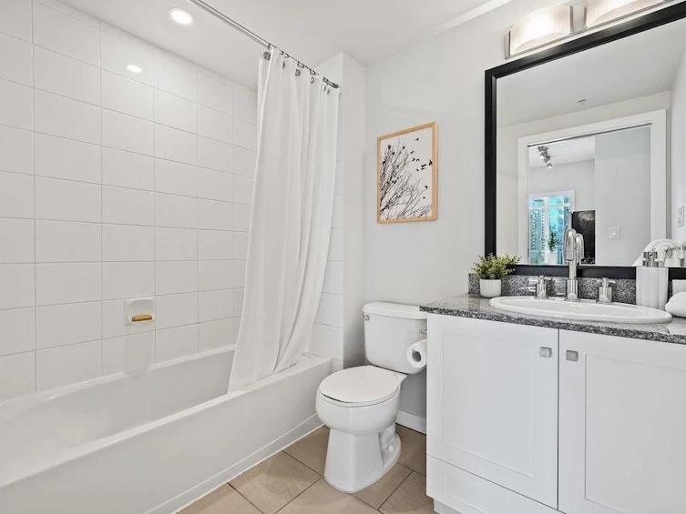 607-480 Robson Street, Vancouver, BC, V6B 1S1 - 25