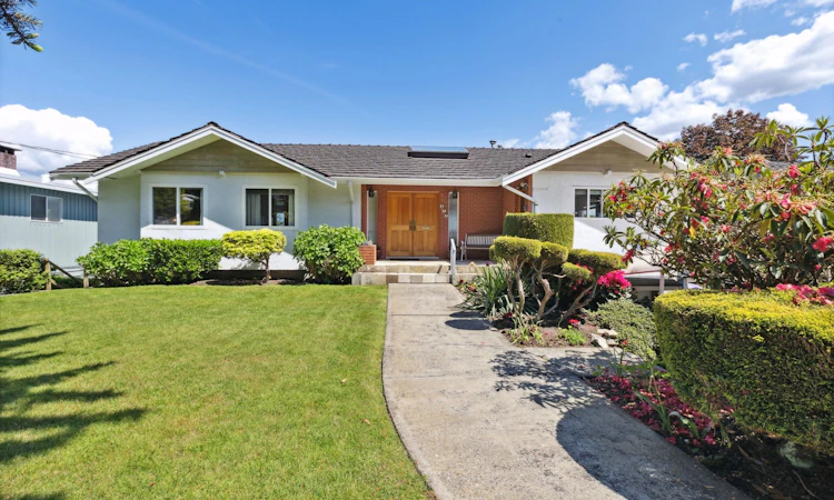 474 Fairway Drive