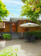 1185 Cloverley Street