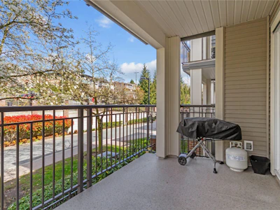 204-4728 Brentwood Drive - 5