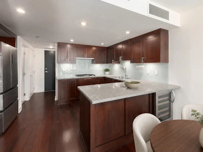 303-3595 W 18th Avenue - 5
