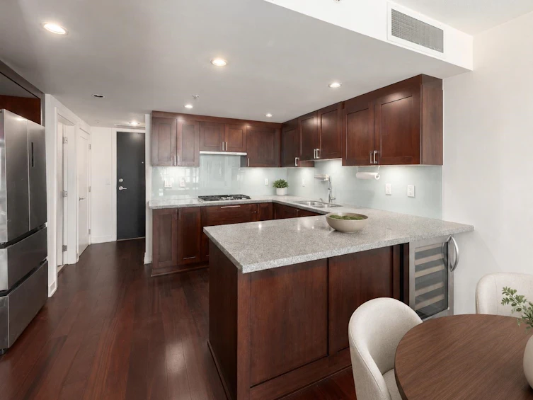 303-3595 W 18th Avenue, Vancouver, BC, V6S 1A9 - 5