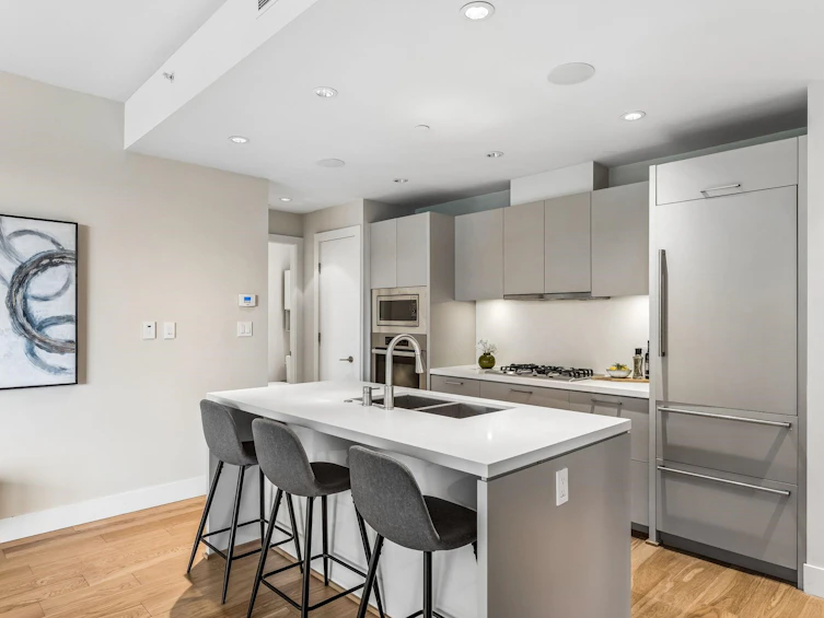 204-866 Arthur Erickson Place, West Vancouver, BC, V7T 0B2 - 4