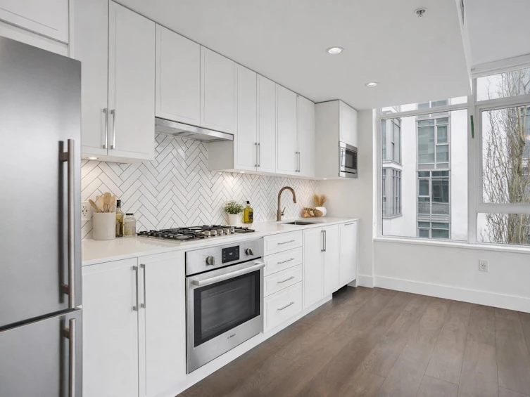 302-2455 Kingsway, Vancouver, BC, V5R 5G8 - 6