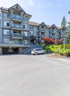 202 33318 E Bourquin Crescent