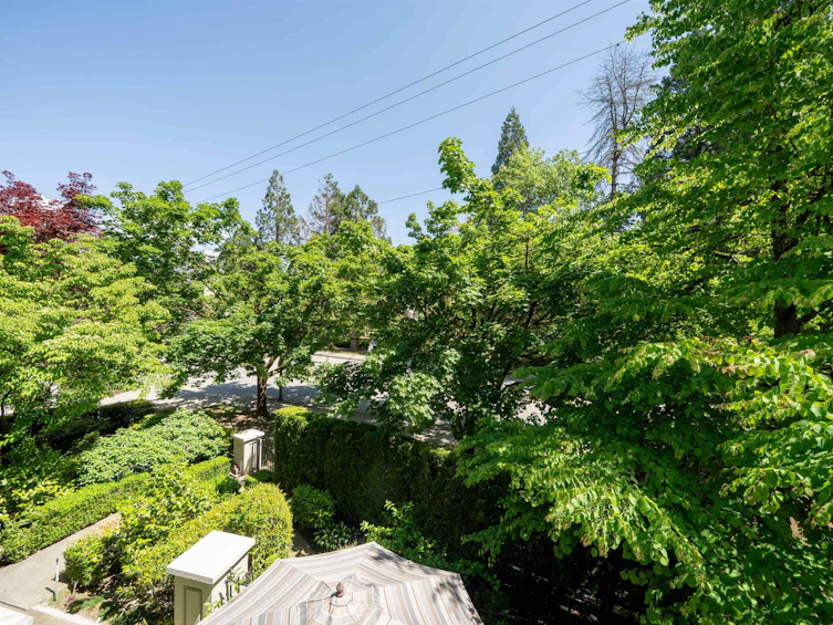 229-3098 Guildford Way, Coquitlam, BC, V3B 7W8 - 18
