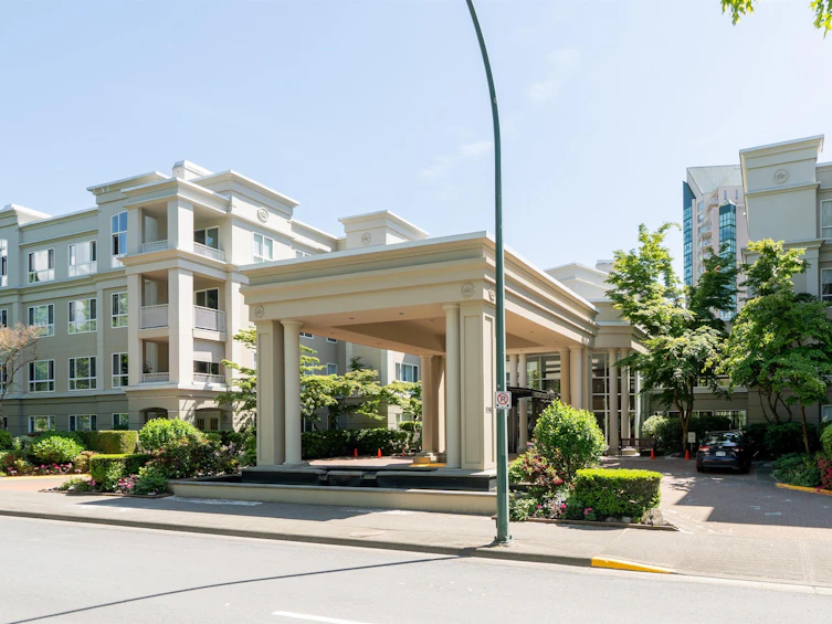 229-3098 Guildford Way, Coquitlam, BC, V3B 7W8 - 20